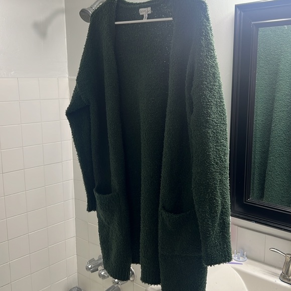 Olivia Sky size large green sweater from Nordstrom Rack. Never worn. - Picture 6 of 7